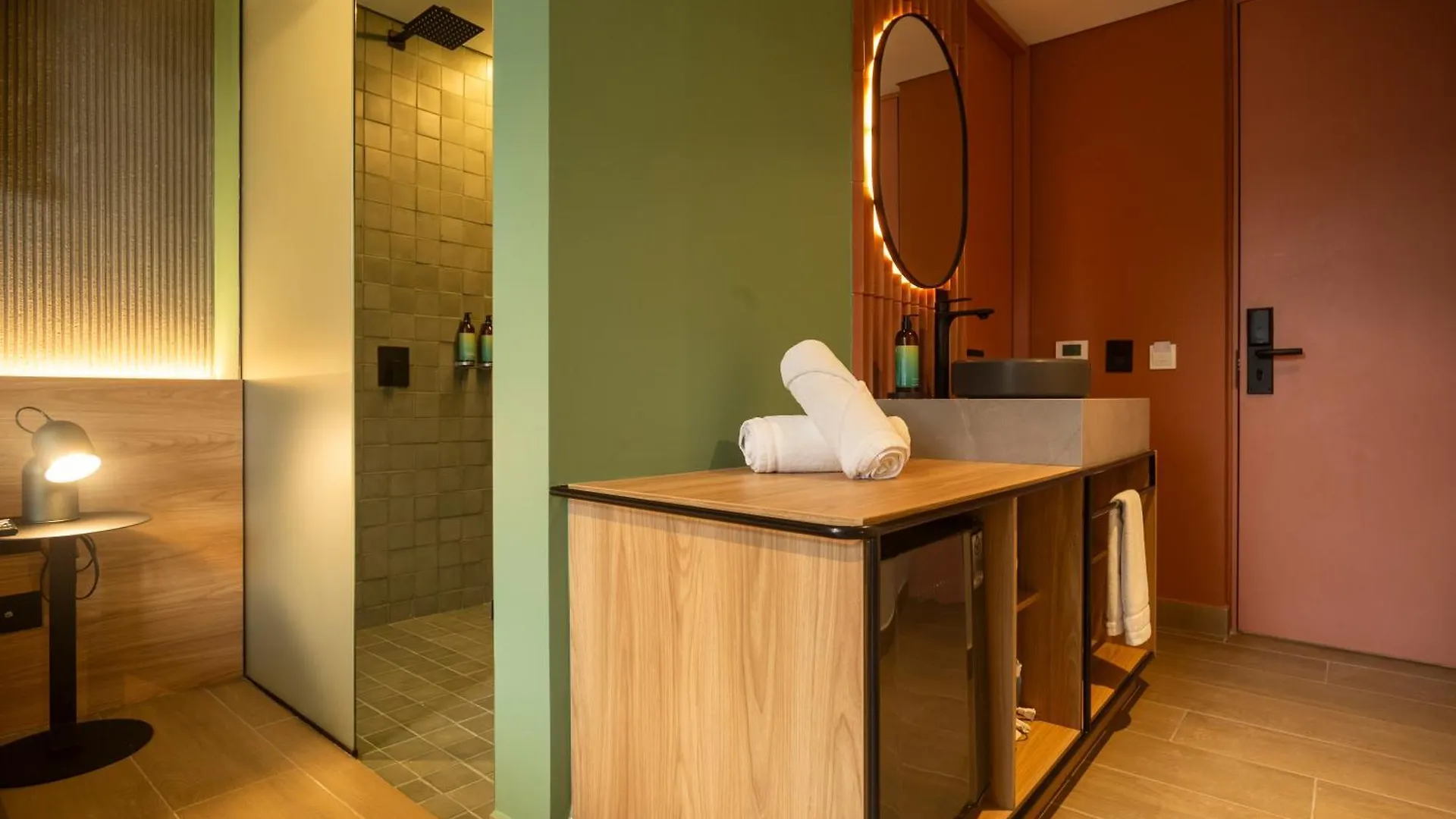 *****  Hunters Hotel Medellin Colombia