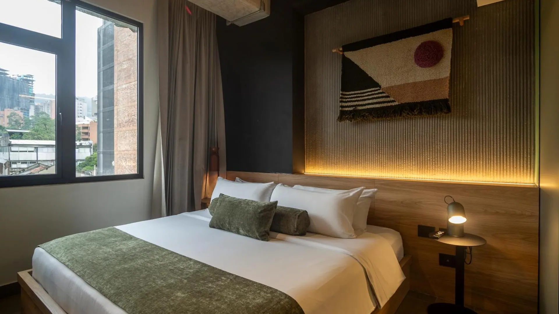 Hunters Hotel Medellin 5*,  Colombia
